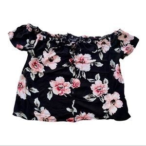 Kendall and Kylie off shoulder tank top (Size S)